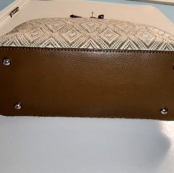 Tignanello Diamond Rattan & Faux Leather Tote Bag / Purse - Picture 4 of 12